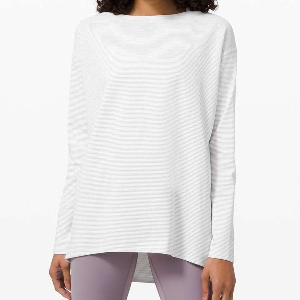 Lululemon Back in Action Long Sleeve Shirt Shine Stripe White Gold Size 2